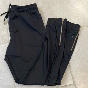 Black Everywhere Zipper Joggers size small 27” inseam